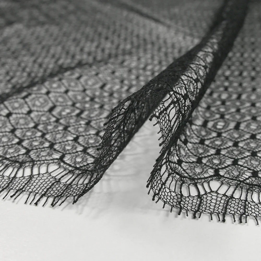 Dentelle de Calais® Calypia noir au mètre - Image 7