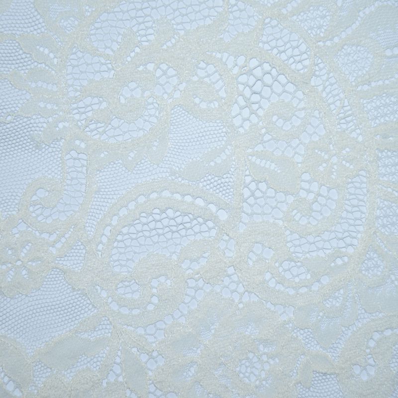 Dentelle festonnée cachemire et fleurs blanc cassé au mètre - Image 2