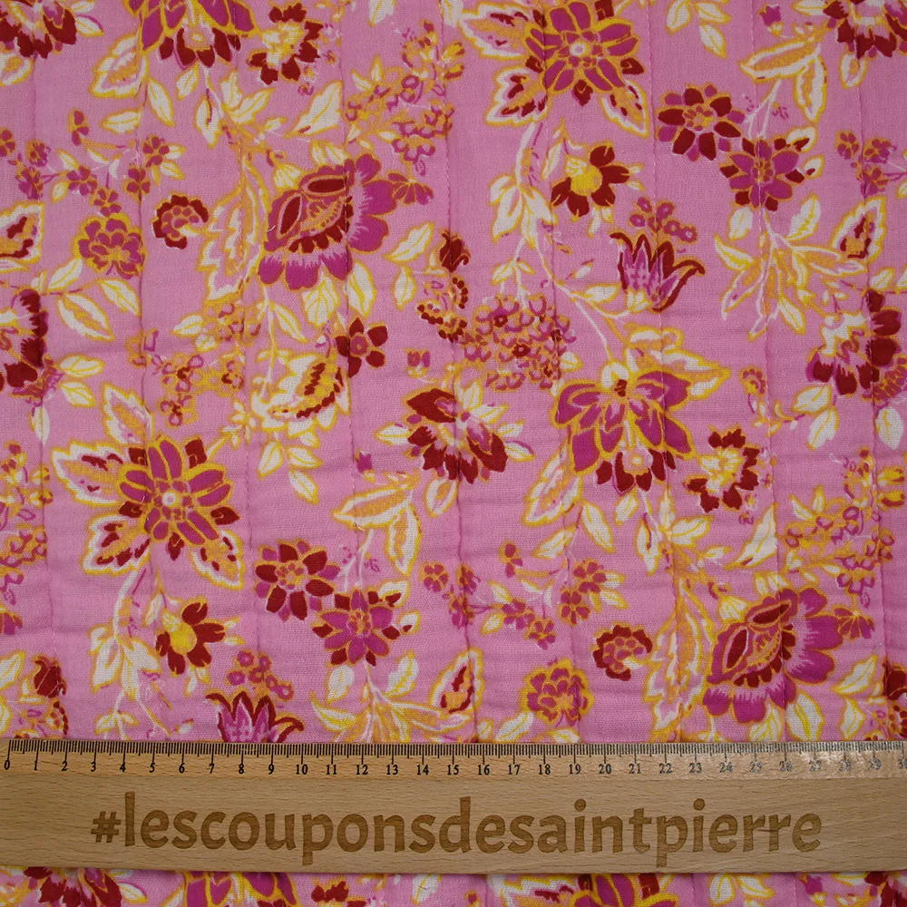 Double gaze matelassée double face indien Bihar fond rose et blanc au mètre - Image 3