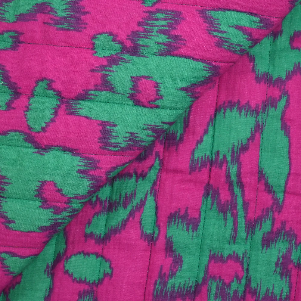 Double gaze matelassée double face Maui fond turquoise et magenta au mètre - Image 9