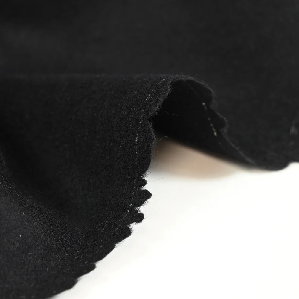 Drap de laine 100% noir - Image 4
