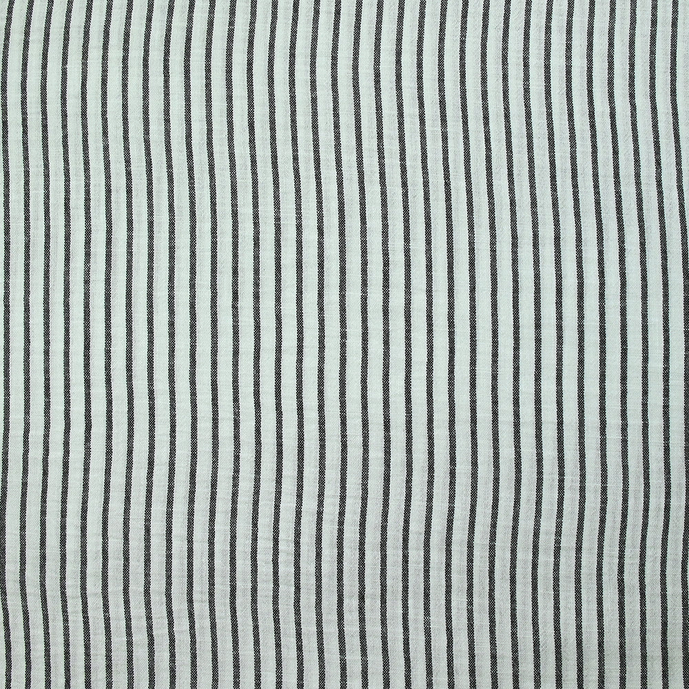 Étamine de polyester fines rayures fond noir - Image 4