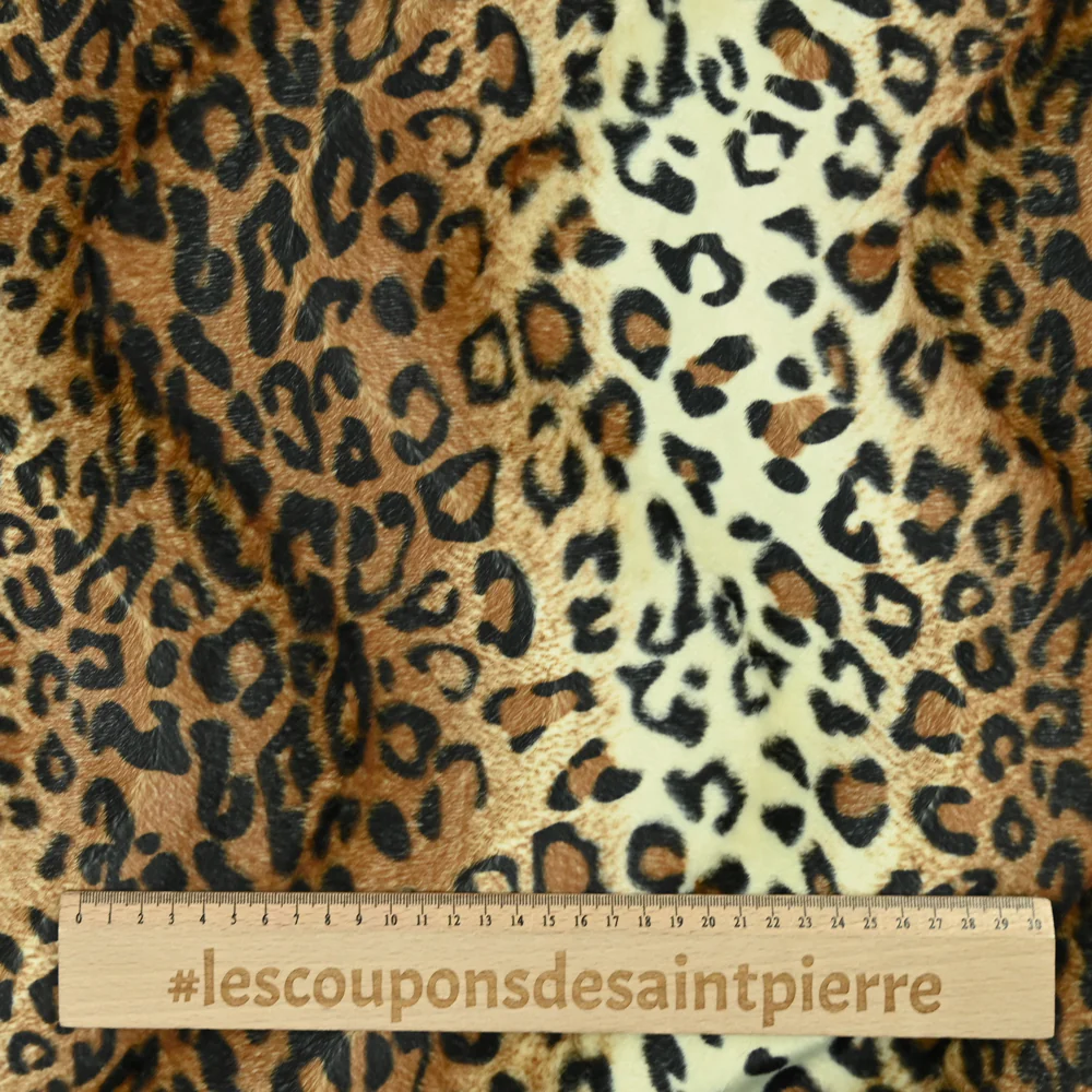 Fausse fourrure poils mi-longs léopard - Image 3