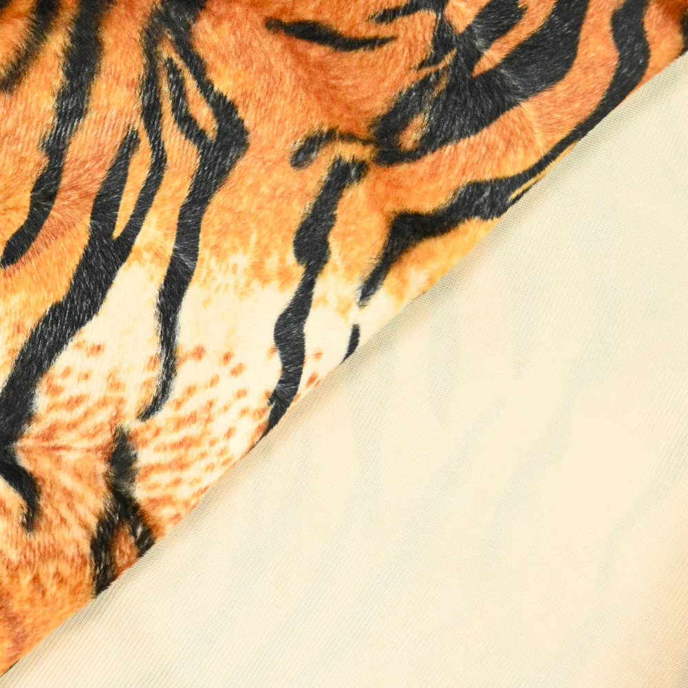Fausse fourrure poils mi-longs tigre - Image 4