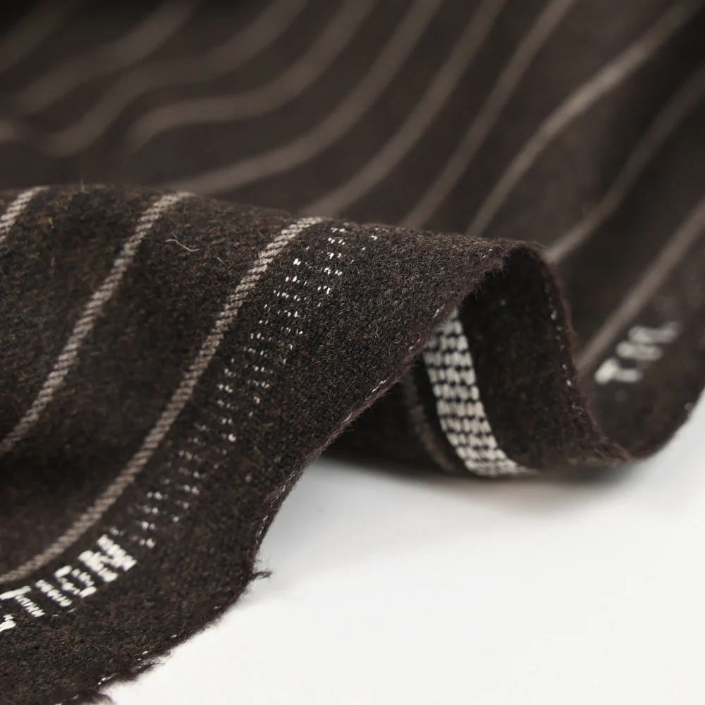 Flanelle de laine mélangée rayée marron - Image 5