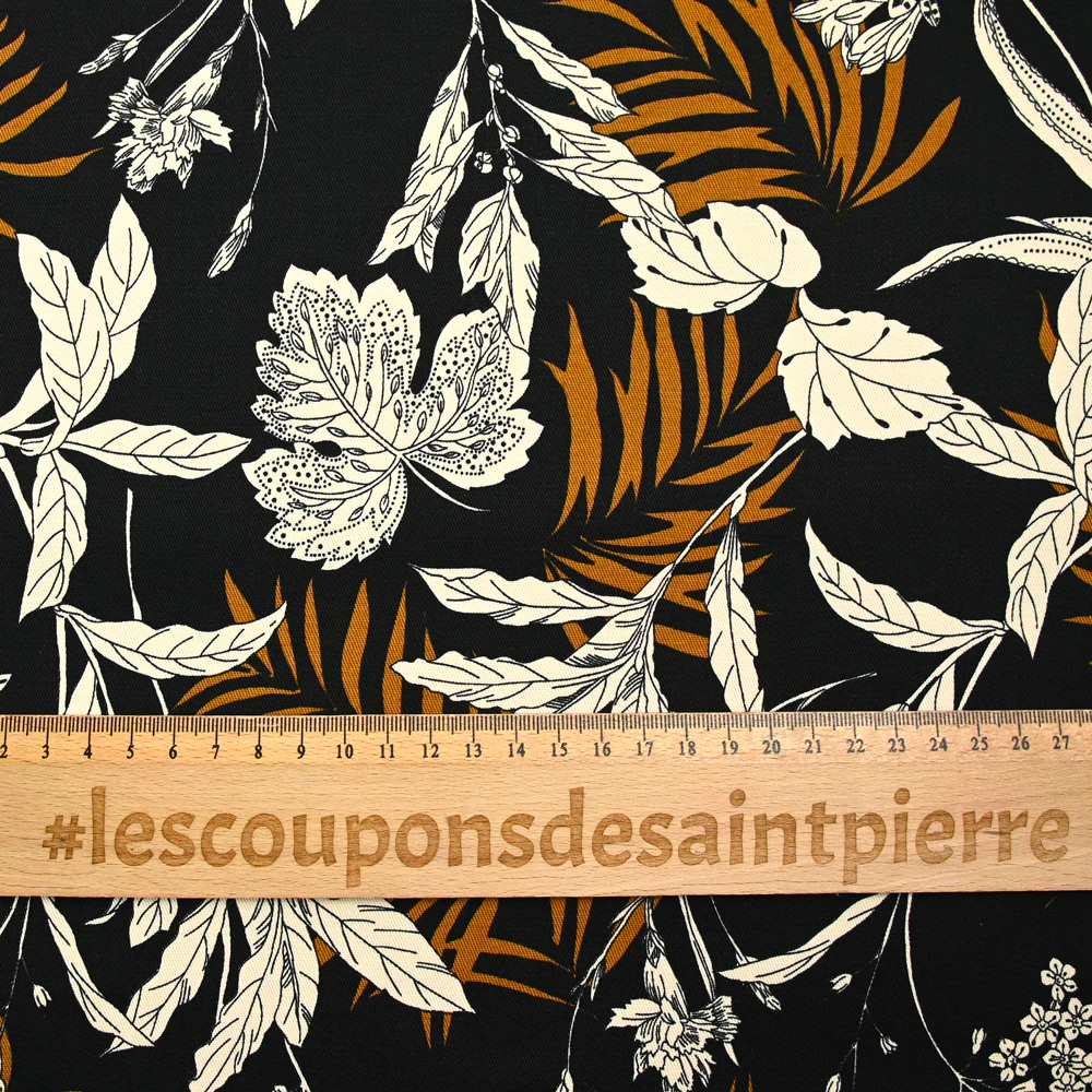 Gabardine de coton élasthanne feuille fond noir - Image 3