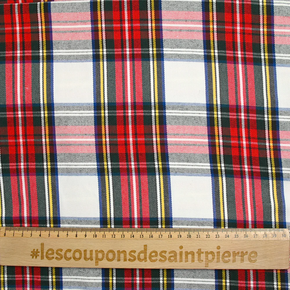 Gabardine polyviscose tissé teint à carreaux fond blanc - Image 4