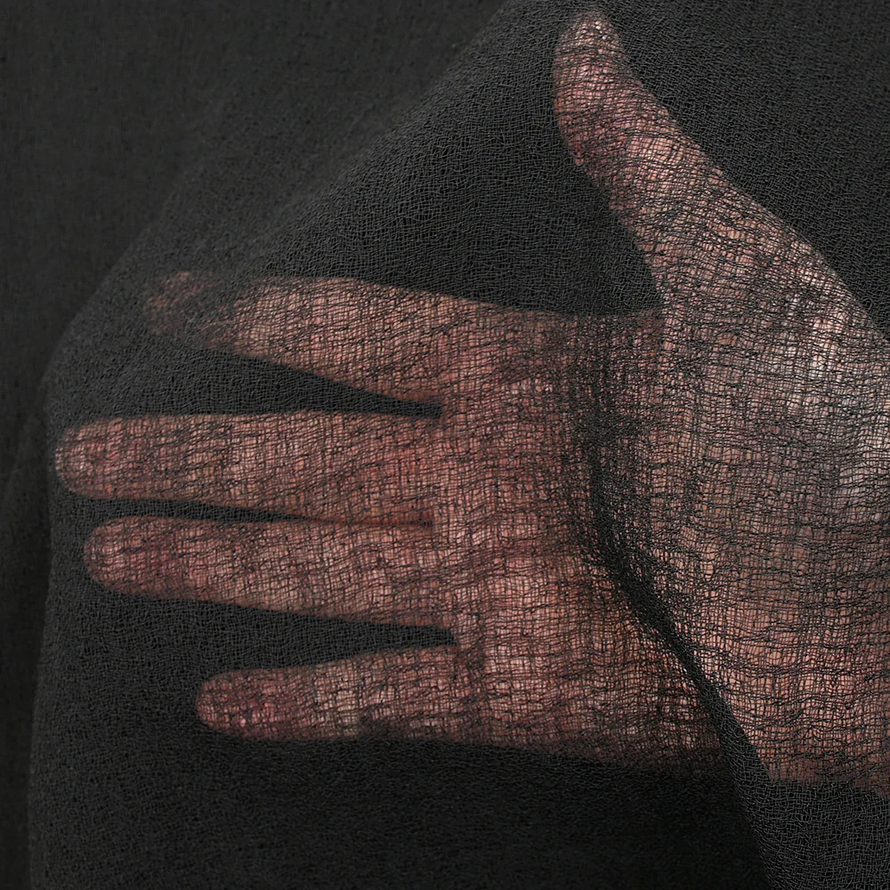 Gaze de polyester unie noir - Image 3