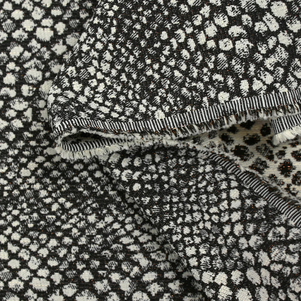 Jacquard de polycoton Lurex Miranda noir et blanc cassé - Image 7