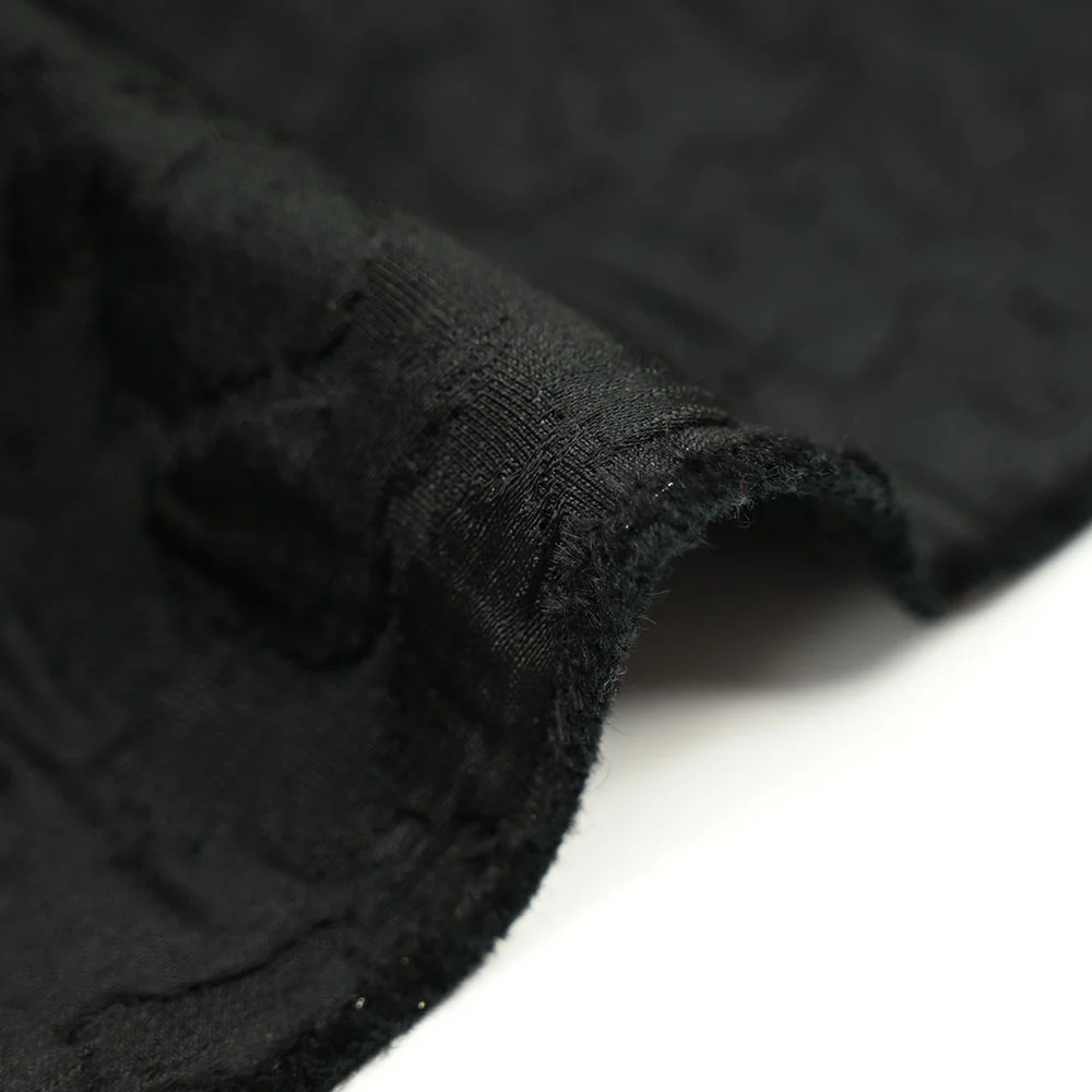 Jacquard matelassé en laine mélangée noir - Image 7