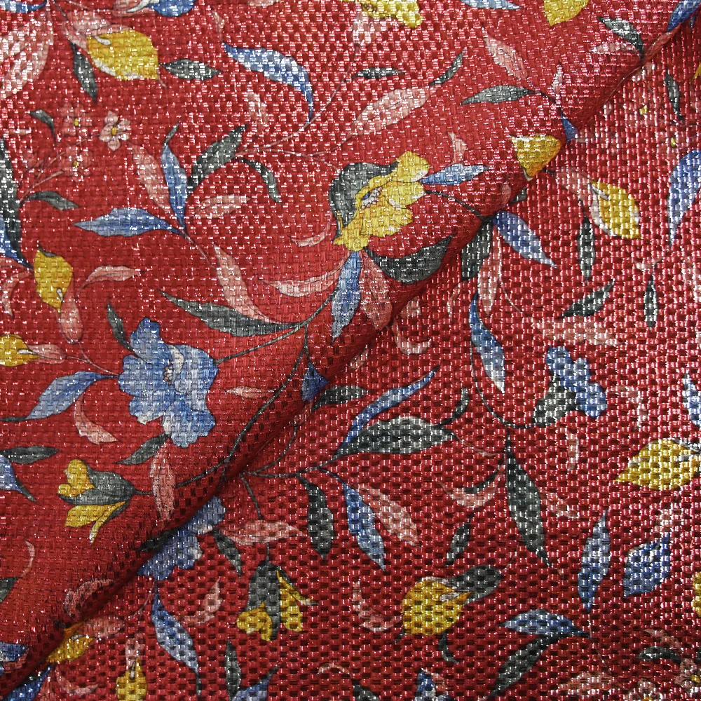 Jacquard polyester lamĂ© champĂȘtre fond rouge