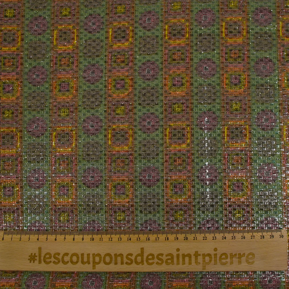 Jacquard polyester lamé frise de vinyls fond vert - Image 3
