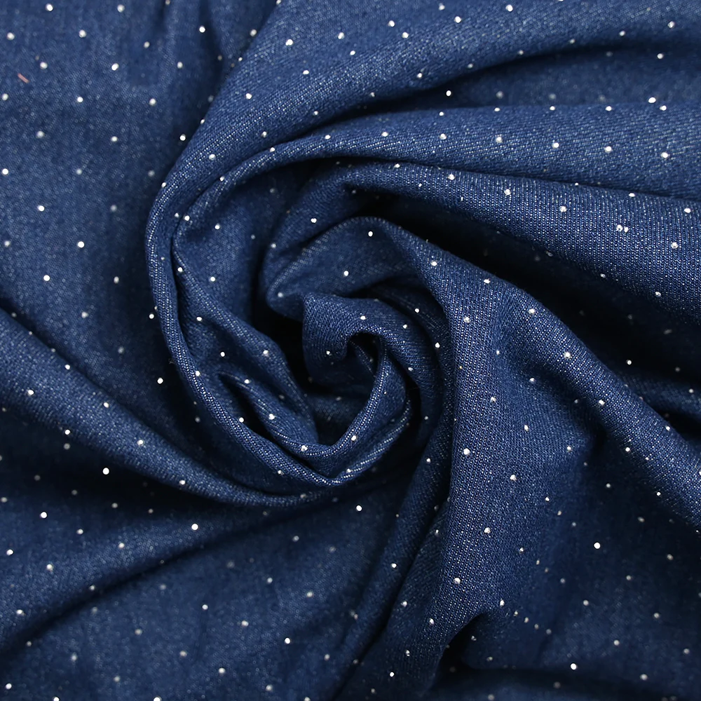 Jean's coton orné de strass fond bleu brut - Image 2
