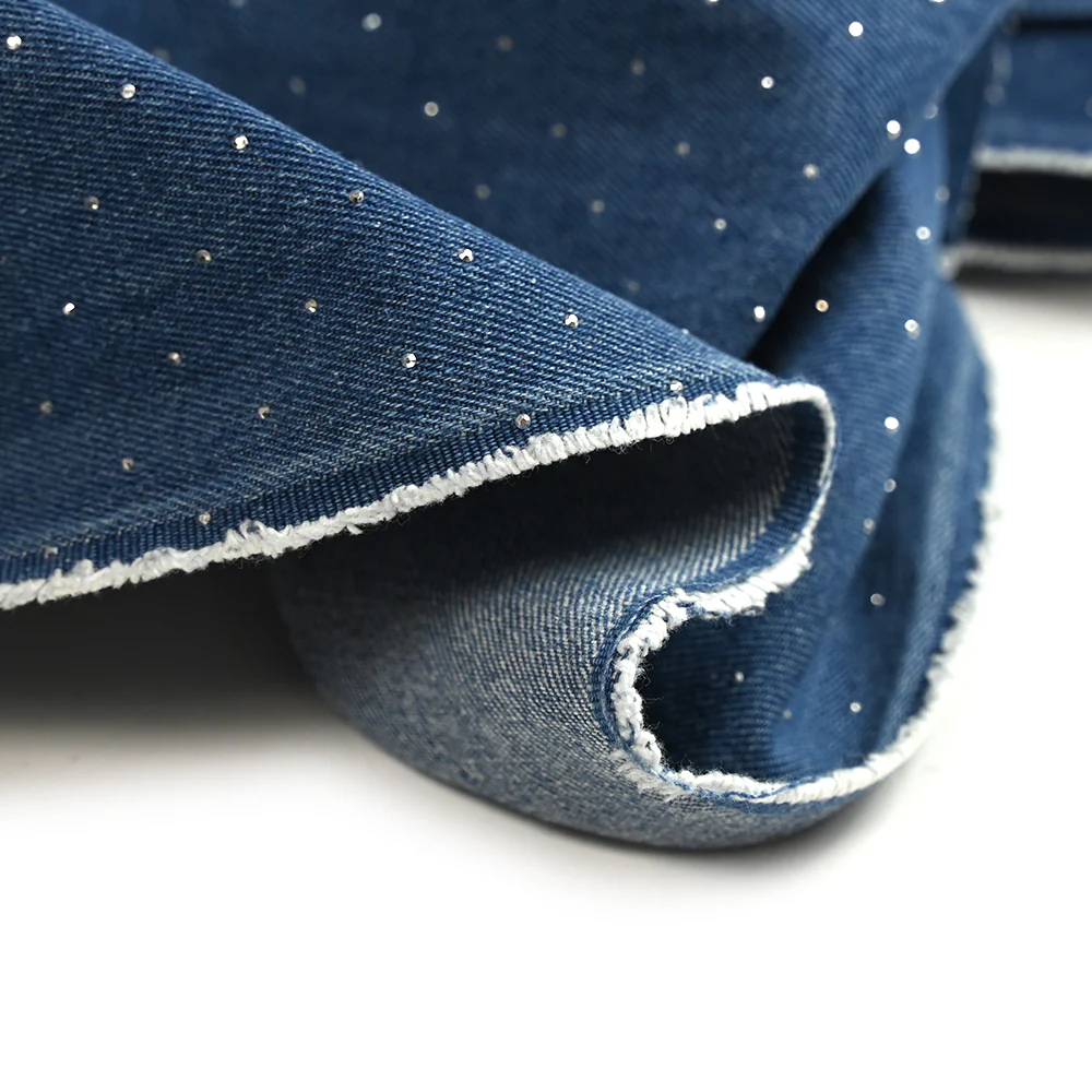 Jean's coton orné de strass fond bleu moyen - Image 5