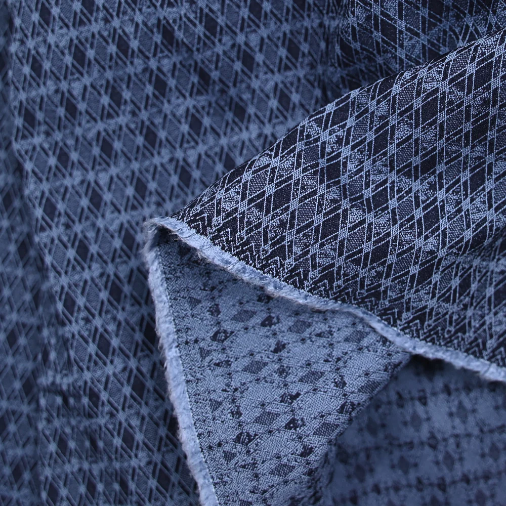 Jacquard polyviscose losange fond marine - Image 4