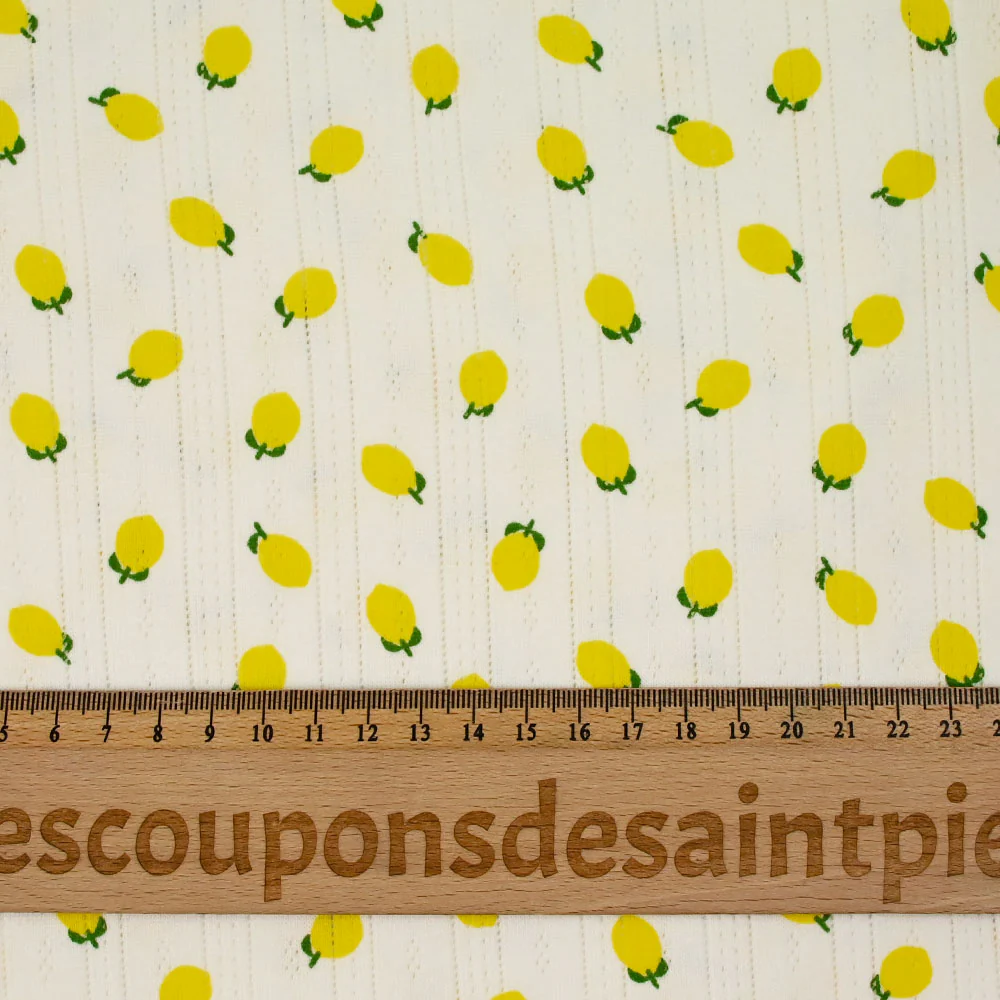 Jersey pointelle coton imprimé citron fond blanc cassé - Image 4