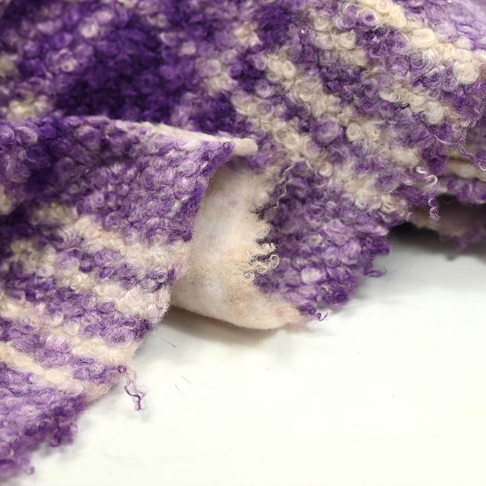 Lainage Billy bouclette à carreaux violet et blanc cassé - Image 5