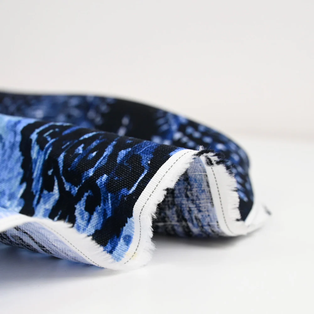 Lin et coton imprimé fantaisie bleu marine - Image 5