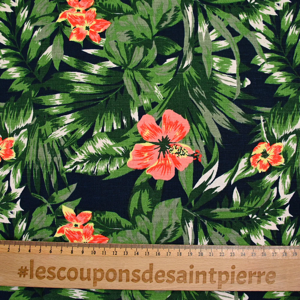 Lin et coton imprimé forêt amazonienne fond marine - Image 3