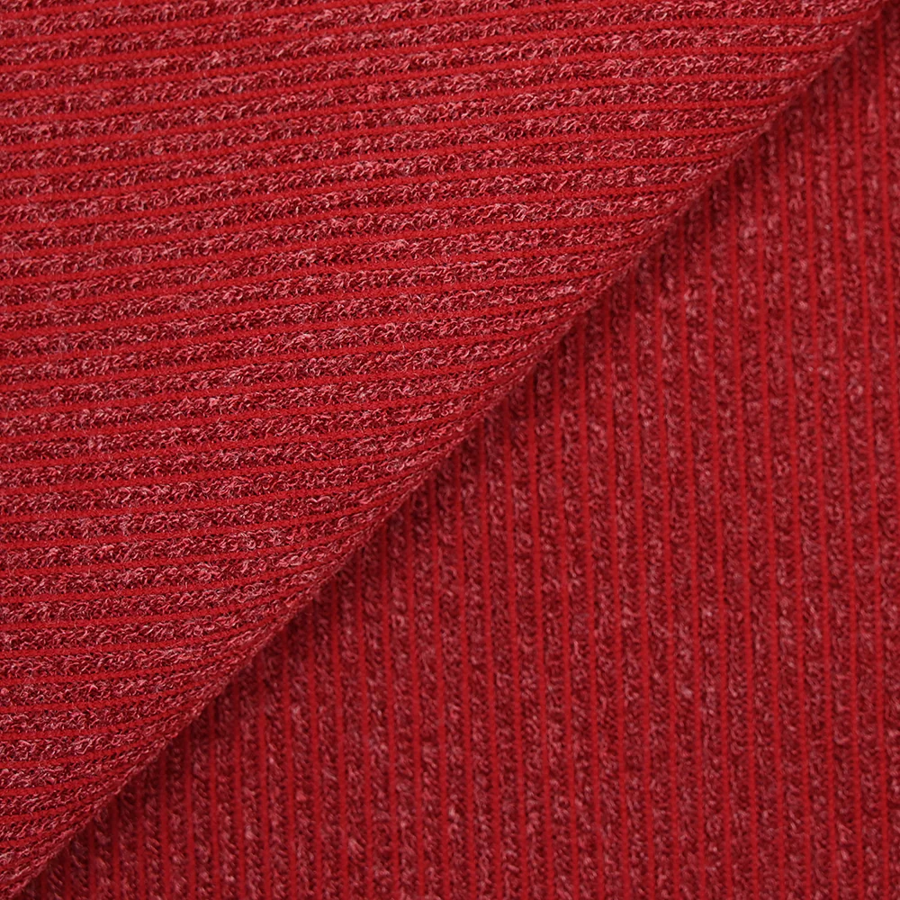 Maille Bianca côtelée rouge