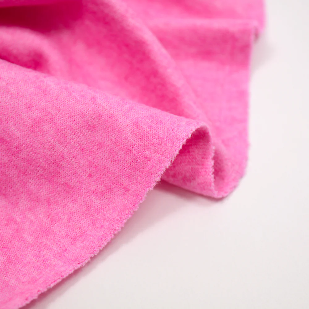 Maille Iris fond fuchsia - Image 3