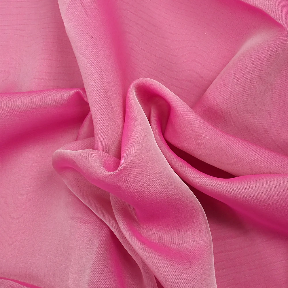 Mousseline 100% soie unie rose clair changeant fuchsia - Image 3