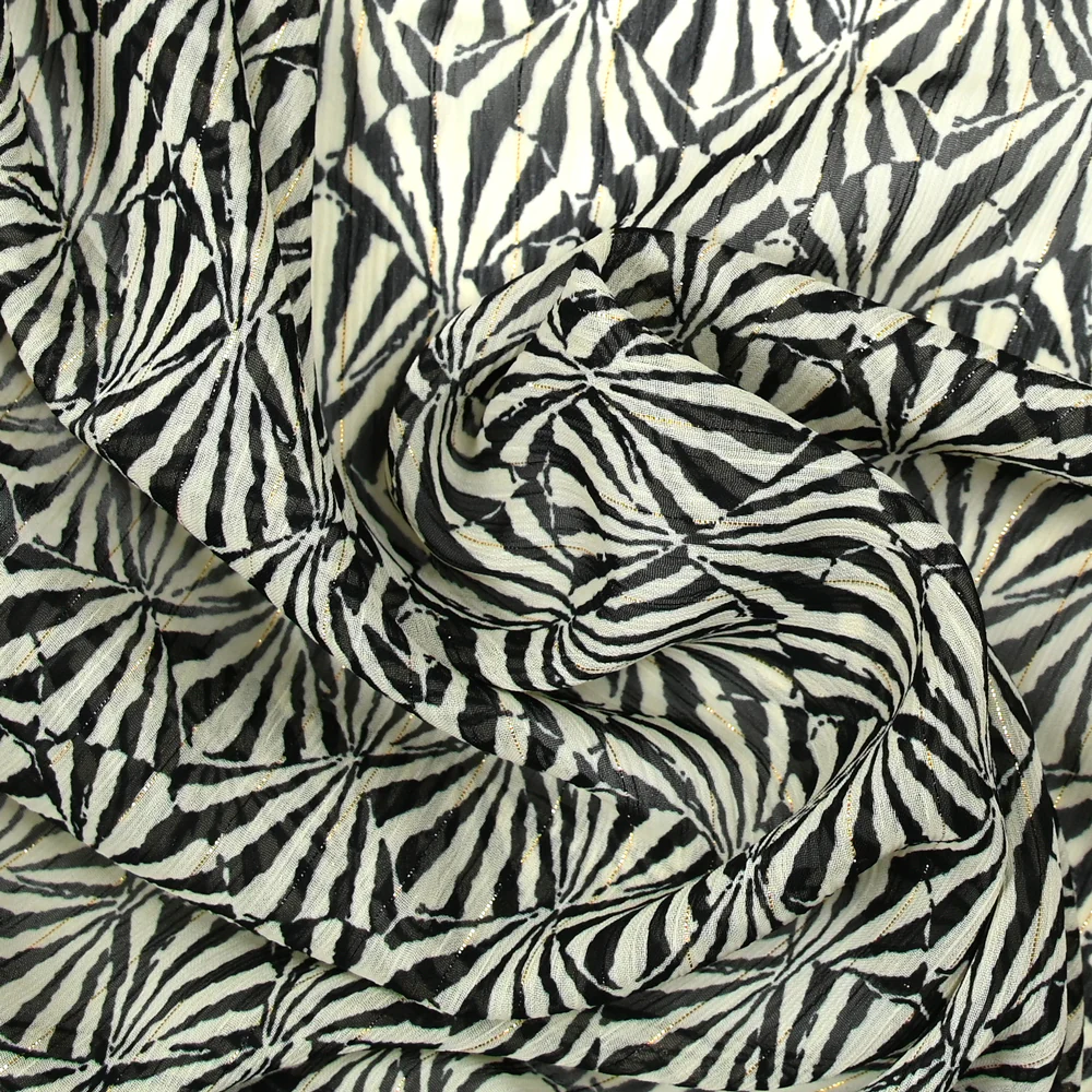 Mousseline crinkle imprimée irisée cerf-volant noir et écru - Image 2