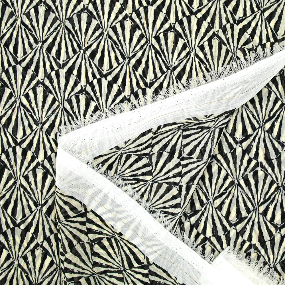 Mousseline crinkle imprimée irisée cerf-volant noir et écru - Image 4
