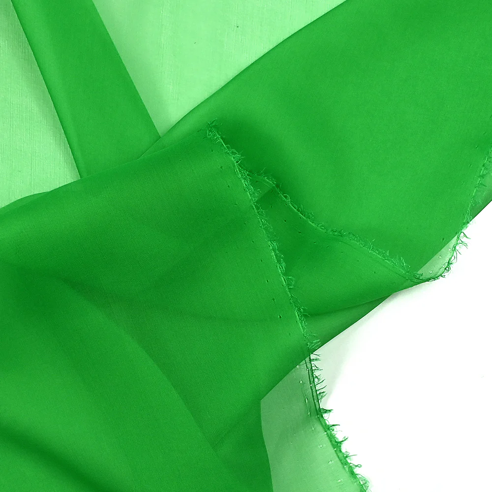 Mousseline de 100% soie vert gazon - Image 3