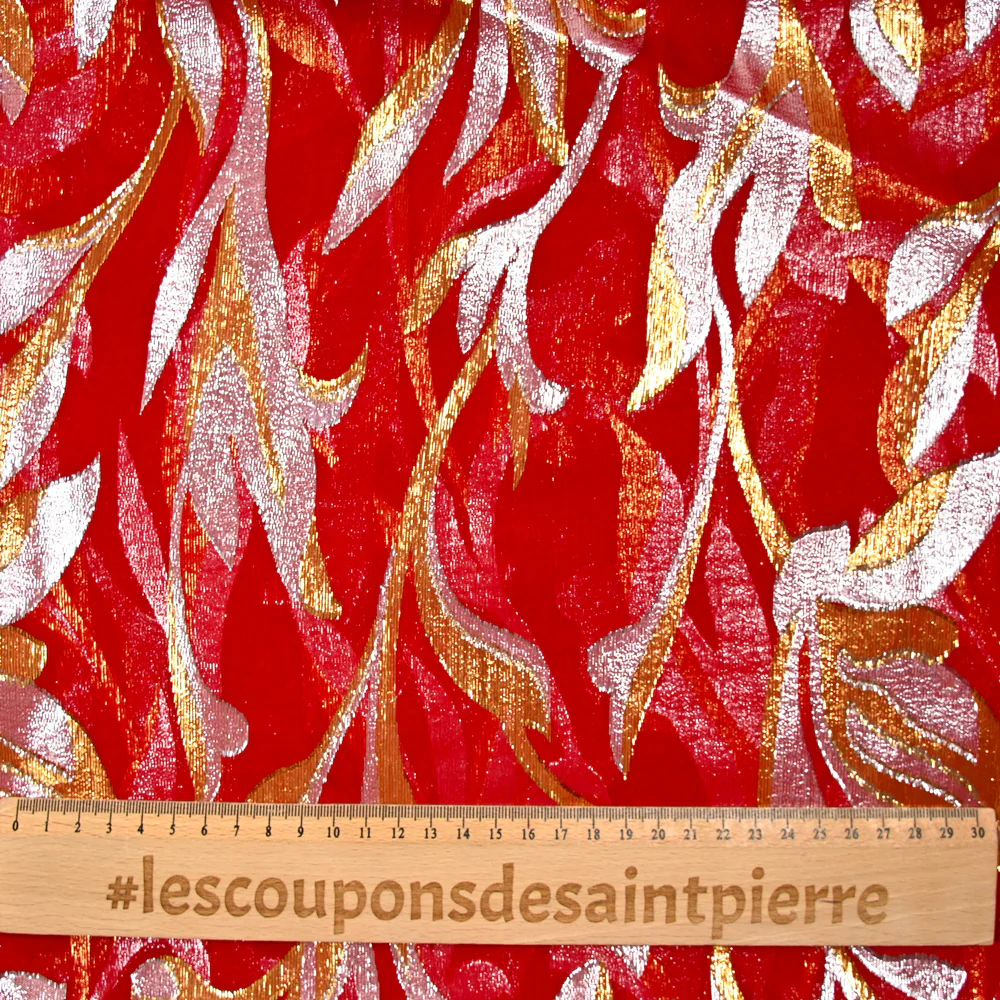 Mousseline de Soie dévorée Tlija or et argent fond rouge - Image 3