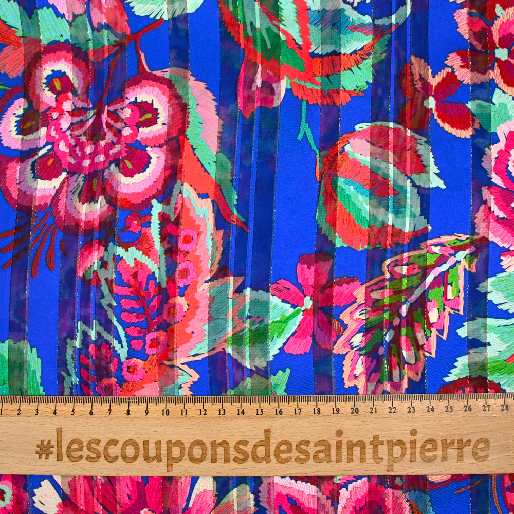 Mousseline imprimée bande satin carnaval de fleurs fond bleu - Image 3