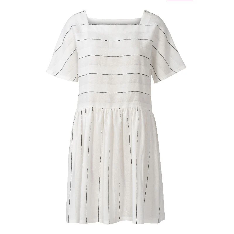 Patron Burda n°6117 : T-shirt & Robe - Image 7