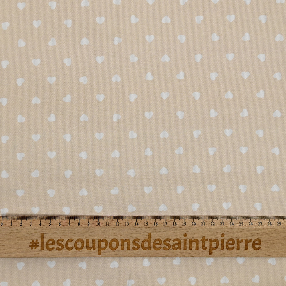 Piqué de coton imprimé cœur fond beige - Image 3