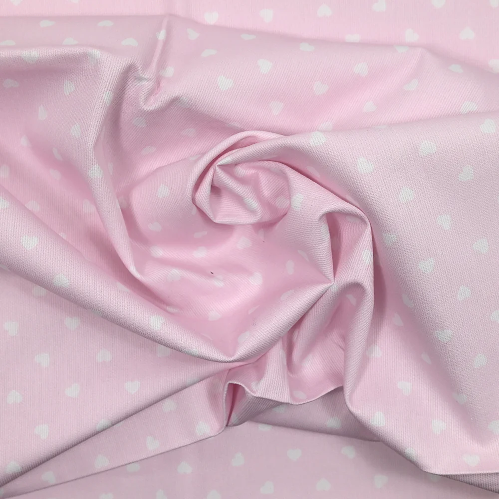 Piqué de coton imprimé cœur fond rose clair - Image 2
