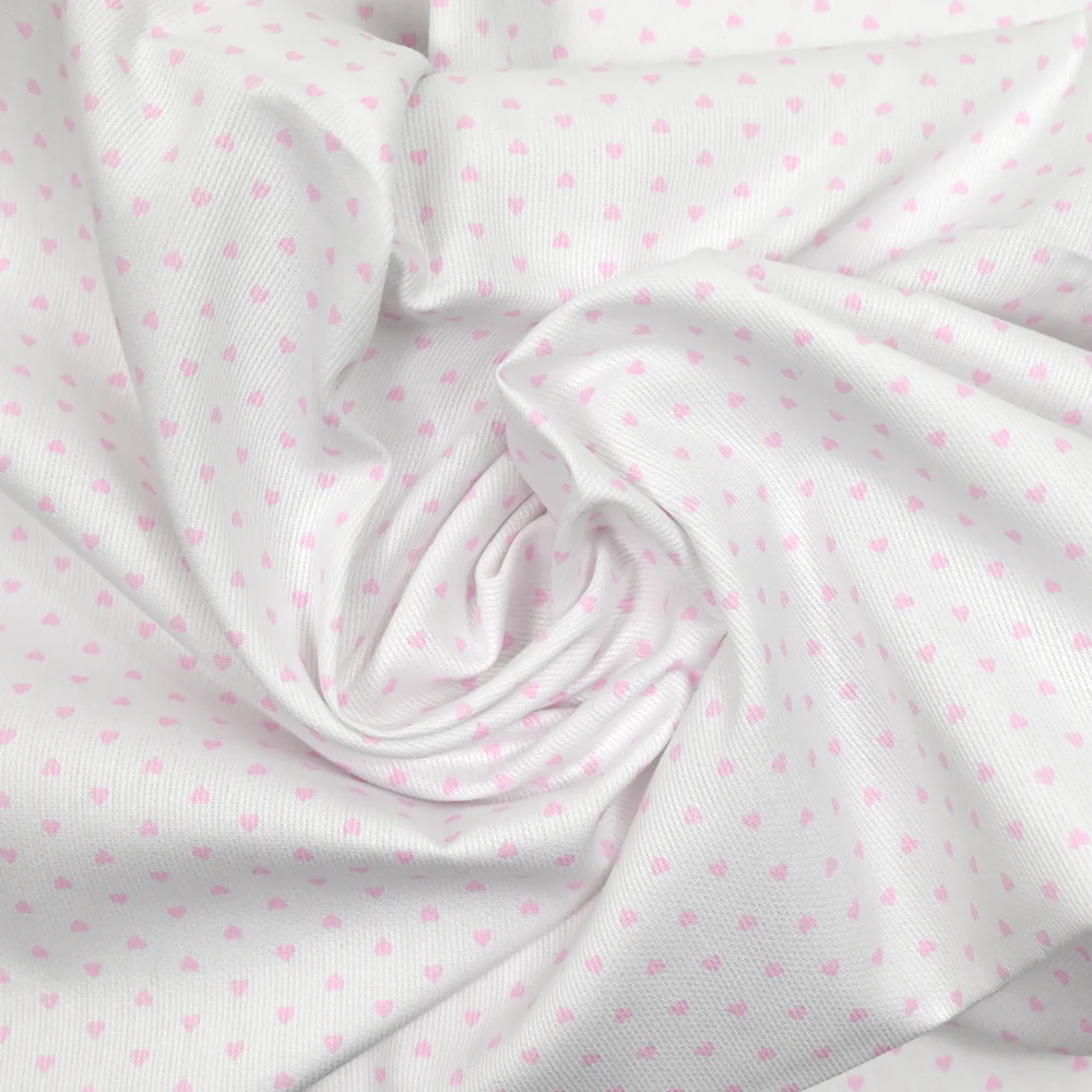Piqué de coton imprimé coeur rose fond blanc - Image 4