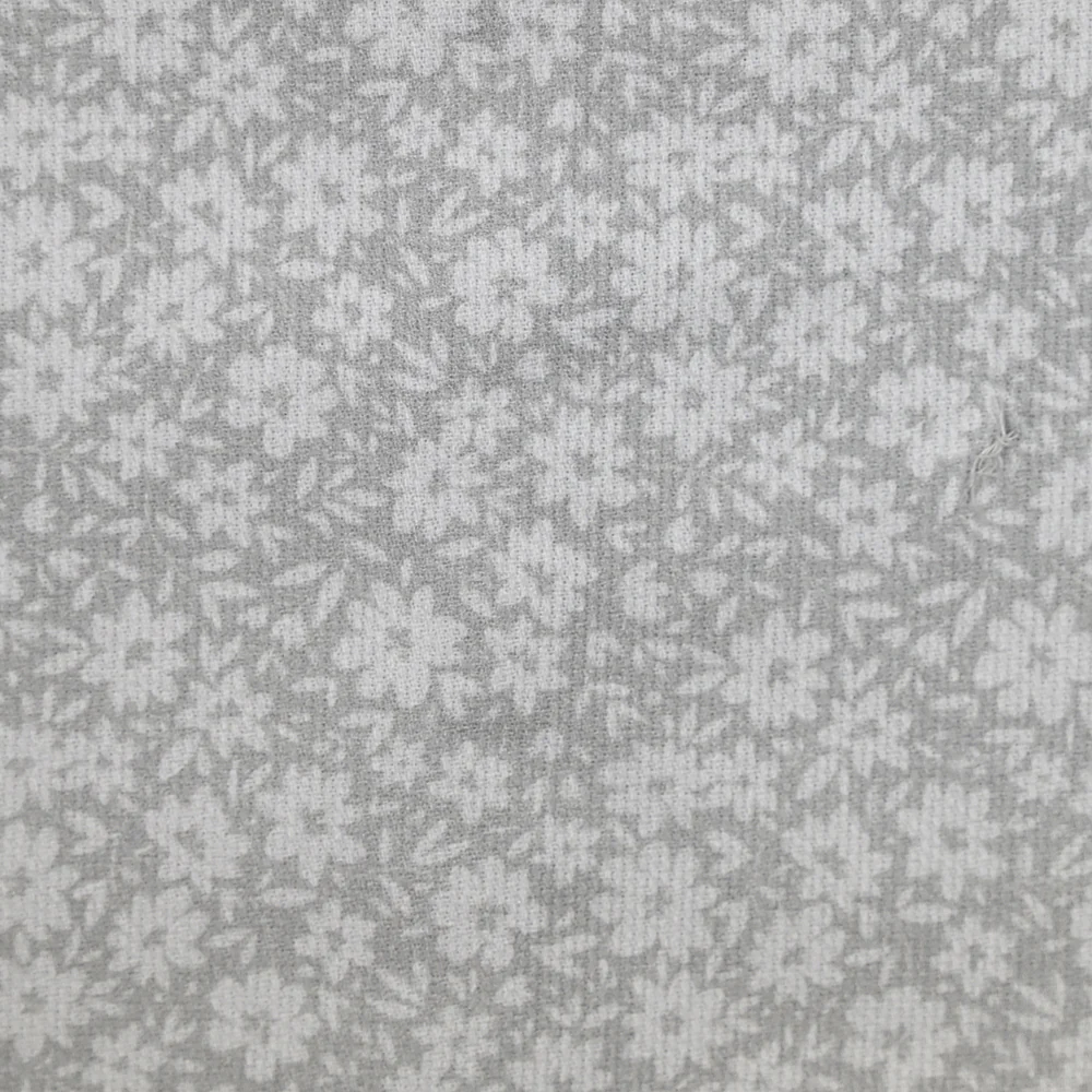 Piqué de coton imprimé fleurs printanière fond gris - Image 4
