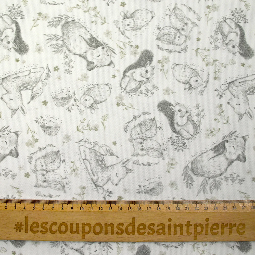 Piqué de coton imprimé les animaux de la forêt vert fond blanc - Image 3