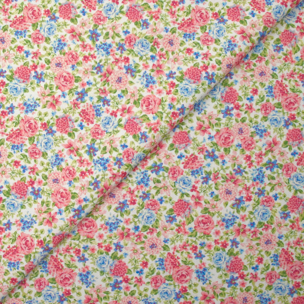 Piqué de coton imprimé les fleurs de Sarah bleu et fraise fond blanc - Image 4