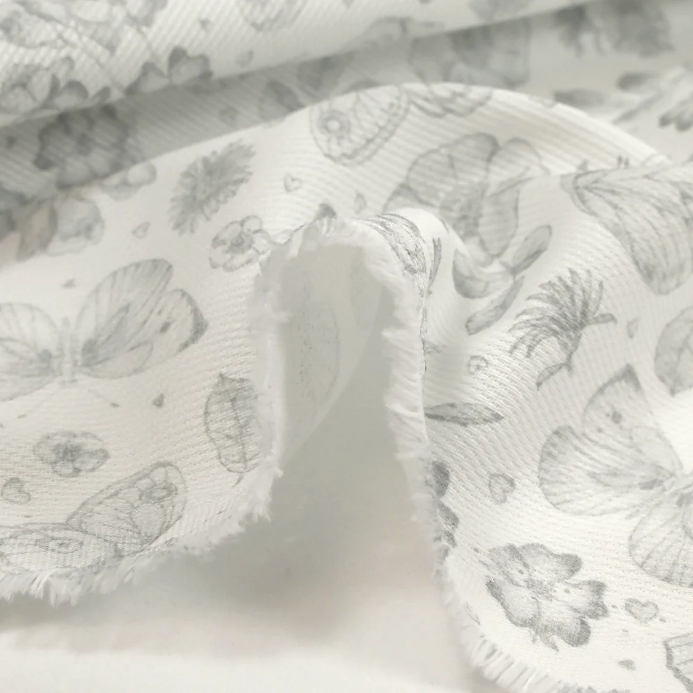Piqué de coton imprimé papillons et fleurs fond blanc - Image 7