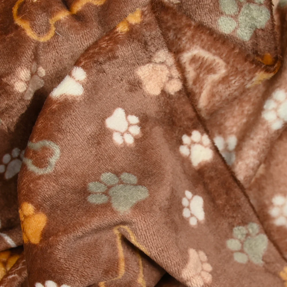 Polaire doudou imprimée patte de chien fond marron - Image 4