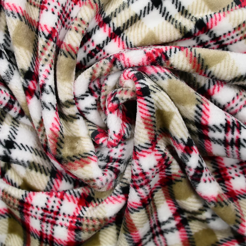 Polaire doudou imprimée tartan rouge et beige fond blanc - Image 2