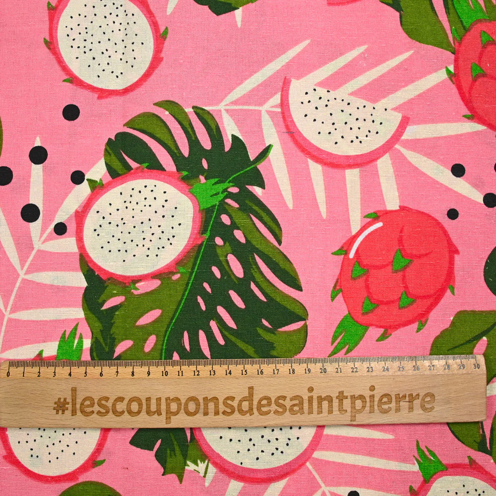 Polycoton imprimé monstera et fruit du dragon fond rose - Image 3