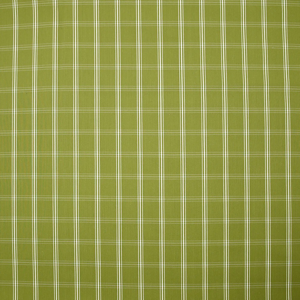 Polycoton tissé-teint à carreaux écru fond vert olive - Image 4