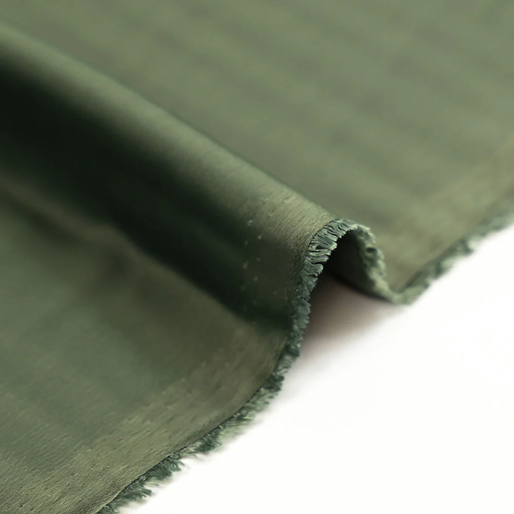 Polyester fluide satiné vert militaire - Image 4