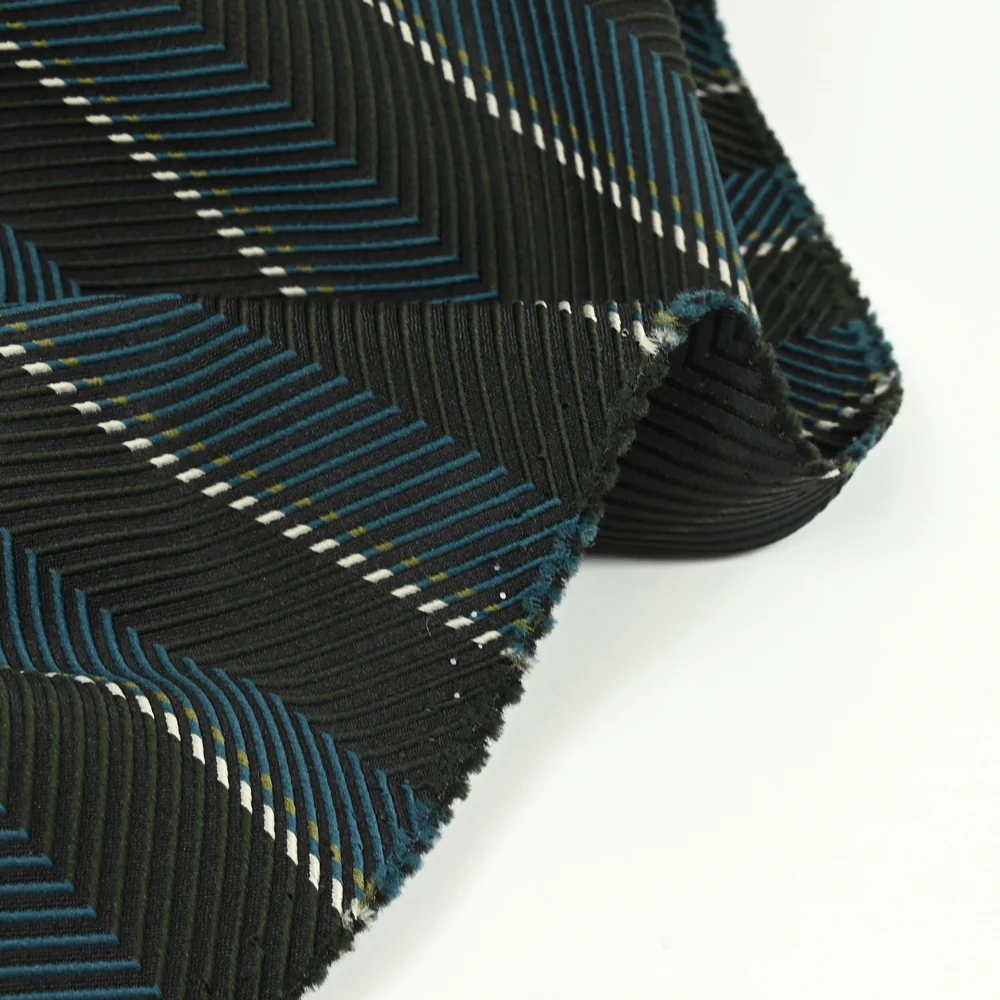 Polyester tissé-teint chevron relief bleu fond noir - Image 4