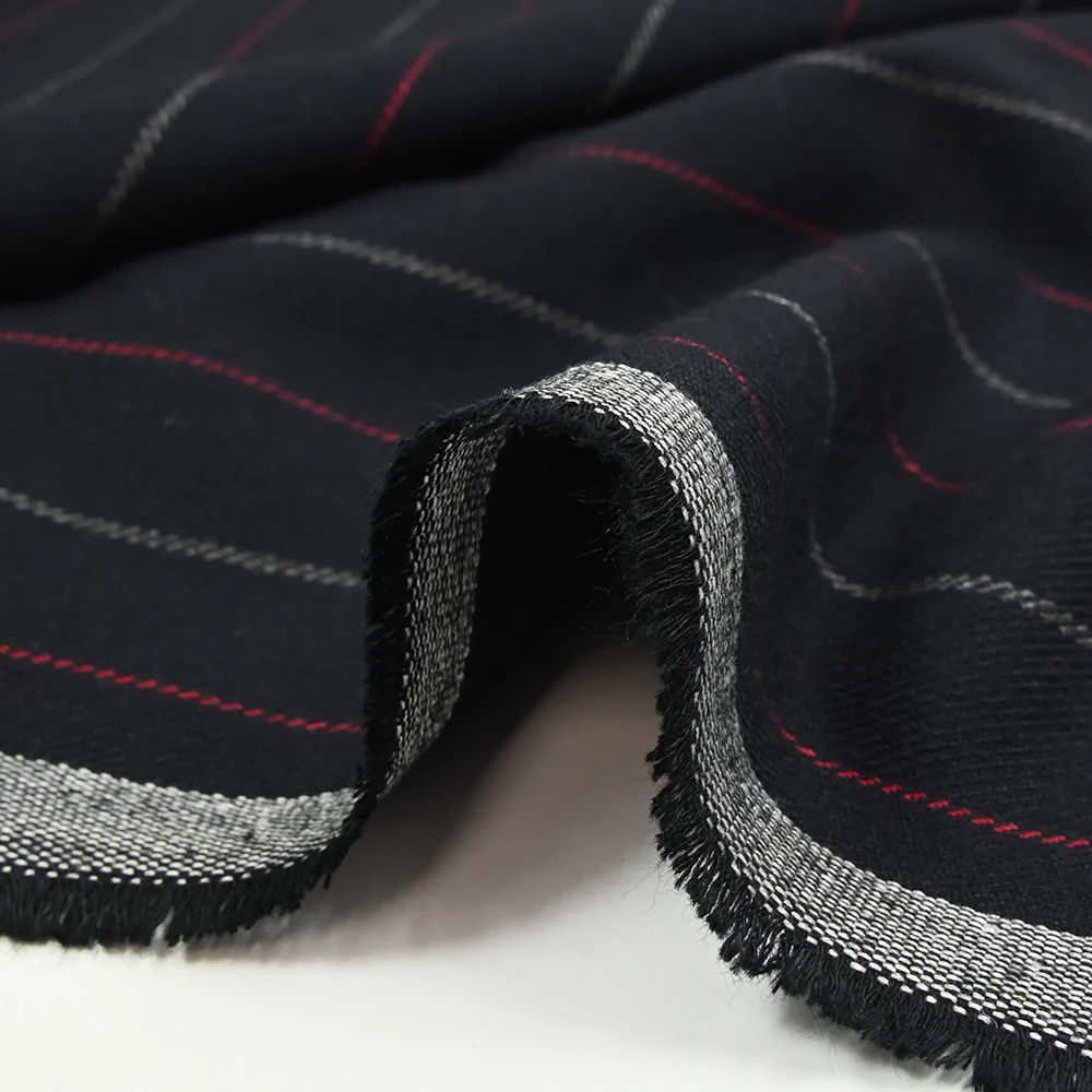 Polyviscose tissée-teinte rayée rouge et gris fond noir - Image 7