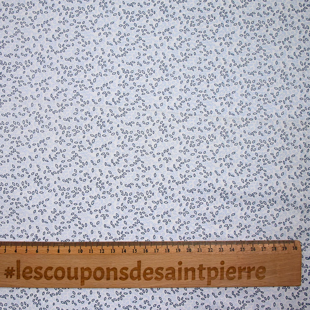 Popeline polycoton imprimée bosquet marine et ciel fond blanc - Image 3