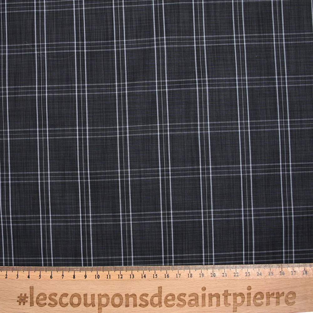 Popeline polycoton tissée-teinte à grands carreaux fond noir - Image 3