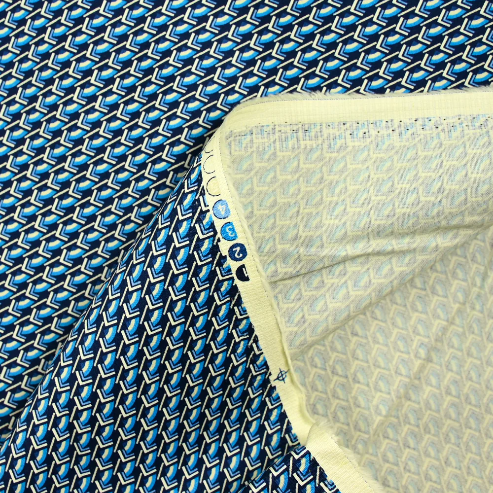 Satin de coton élasthanne demi-cercle fond marine - Image 4