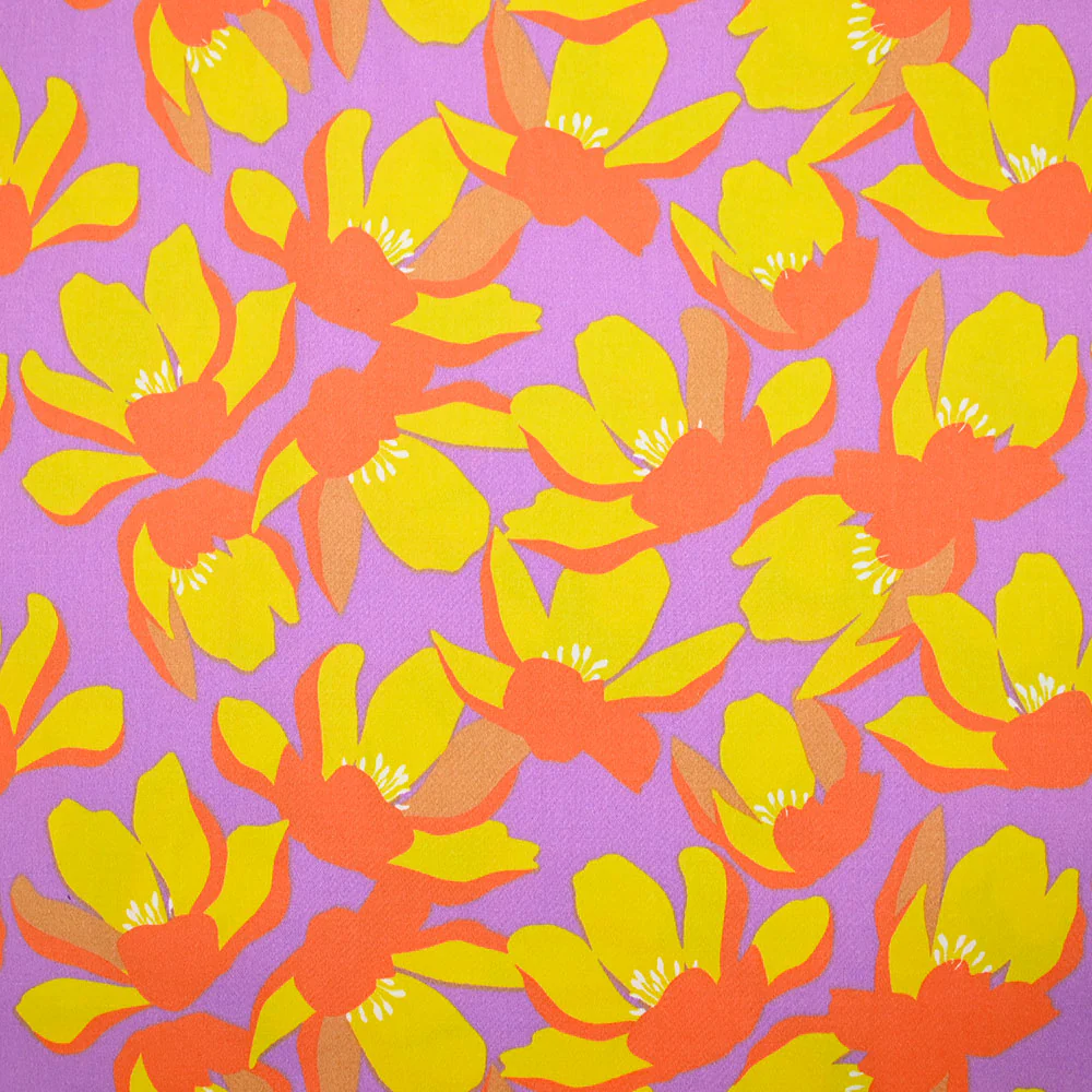 Satin de coton élasthanne fleurs orange fond violet - Image 5